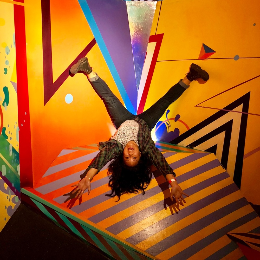 Meet your Posher, Chanel